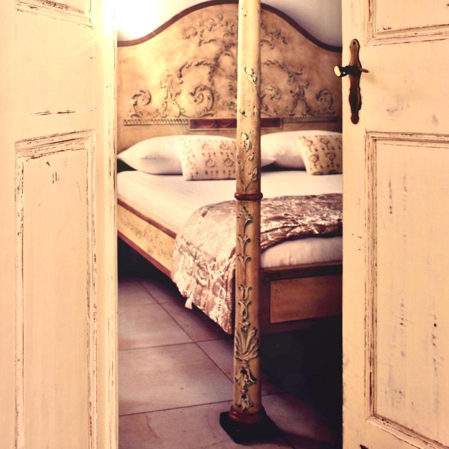 Elephant In My Room Дубровник Экстерьер фото
