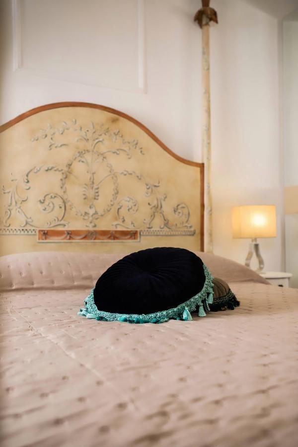 Elephant In My Room Дубровник Экстерьер фото